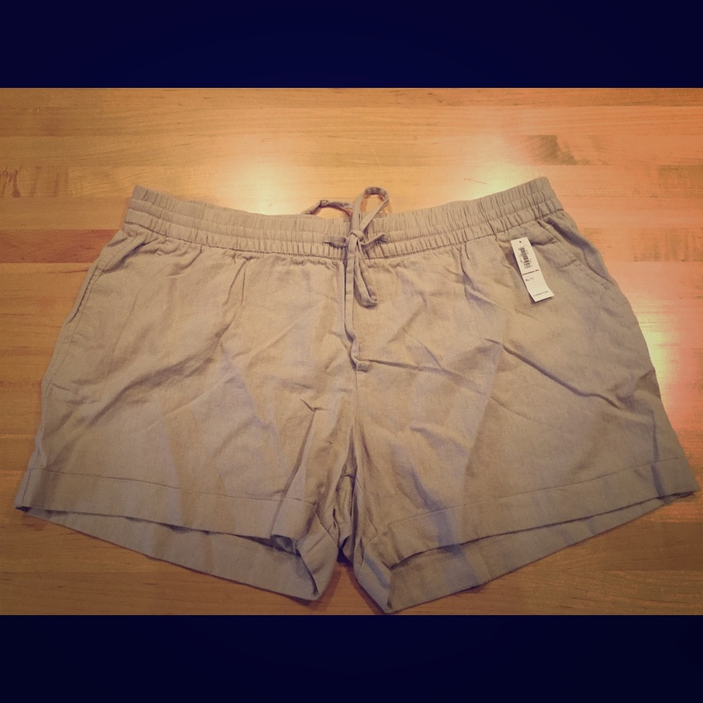 Mid-Rise Linen-Blend Shorts 4 inch inseam XL